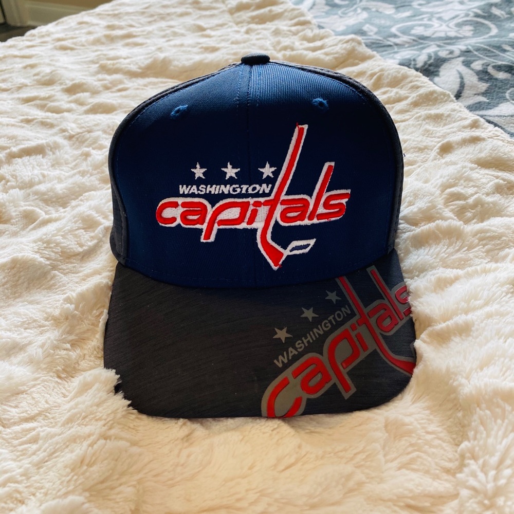 Brand New Reebok NHL Washington Capitals Cap
